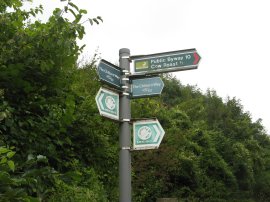 Chiltern Way signpost