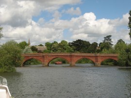 Clifton Hampden Bridge